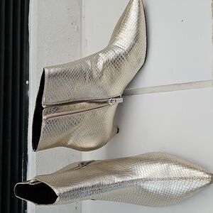 New Calvin Klein Booties,9.5